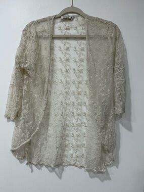 Abercrombie & Fitch Sheer Embroidered Kimono - Cream